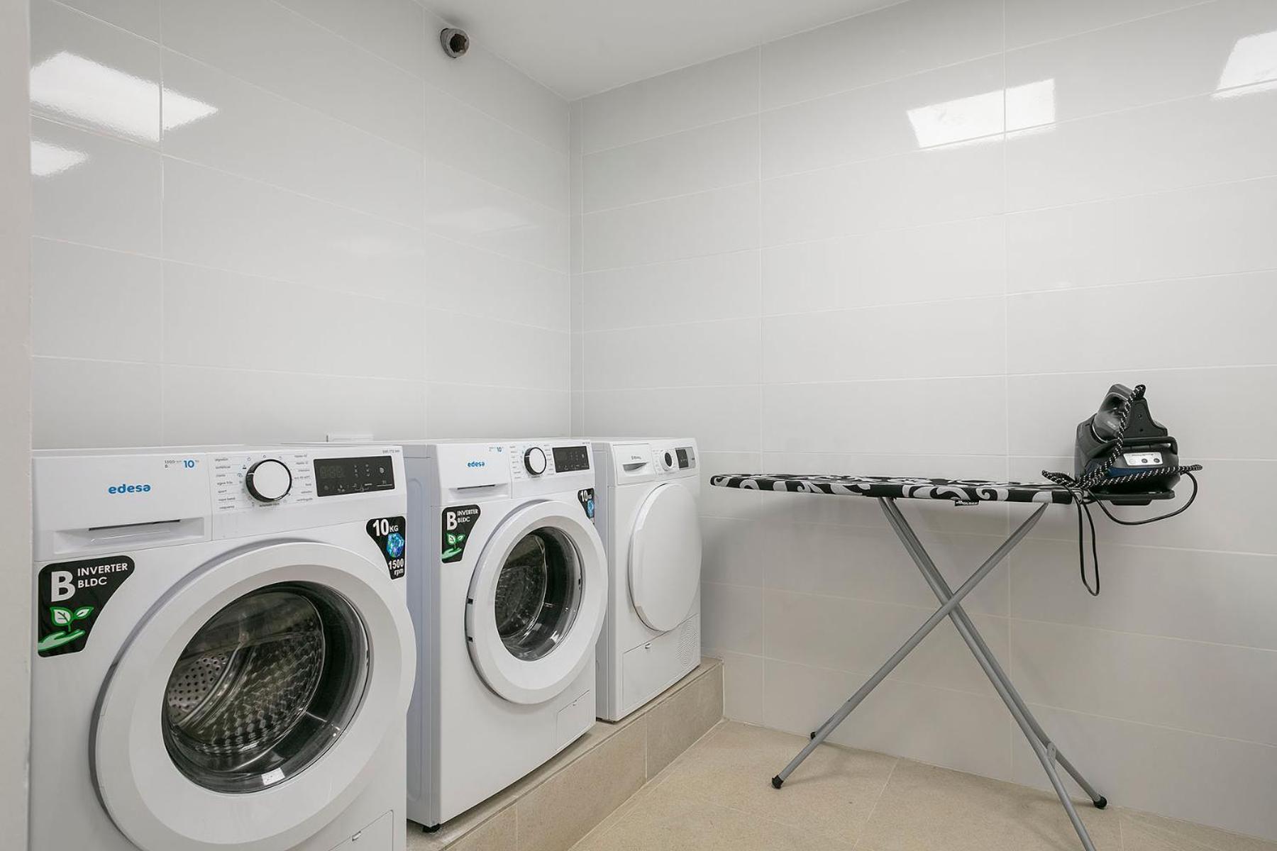 Bonito Piso Cerca Del Campo De Futbol De Barcelona Apartment Оспиталет де Лобрегат Екстериор снимка