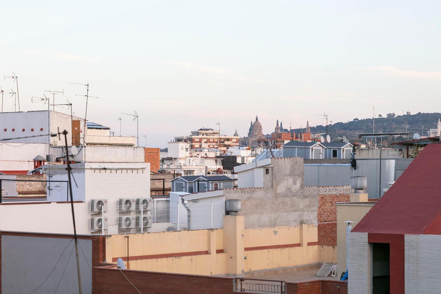 Bonito Piso Cerca Del Campo De Futbol De Barcelona Apartment Оспиталет де Лобрегат Екстериор снимка